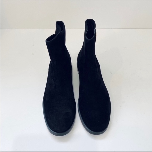 Stuart Weitzman Women’s Low Heel Booties NEW - Picture 5 of 5